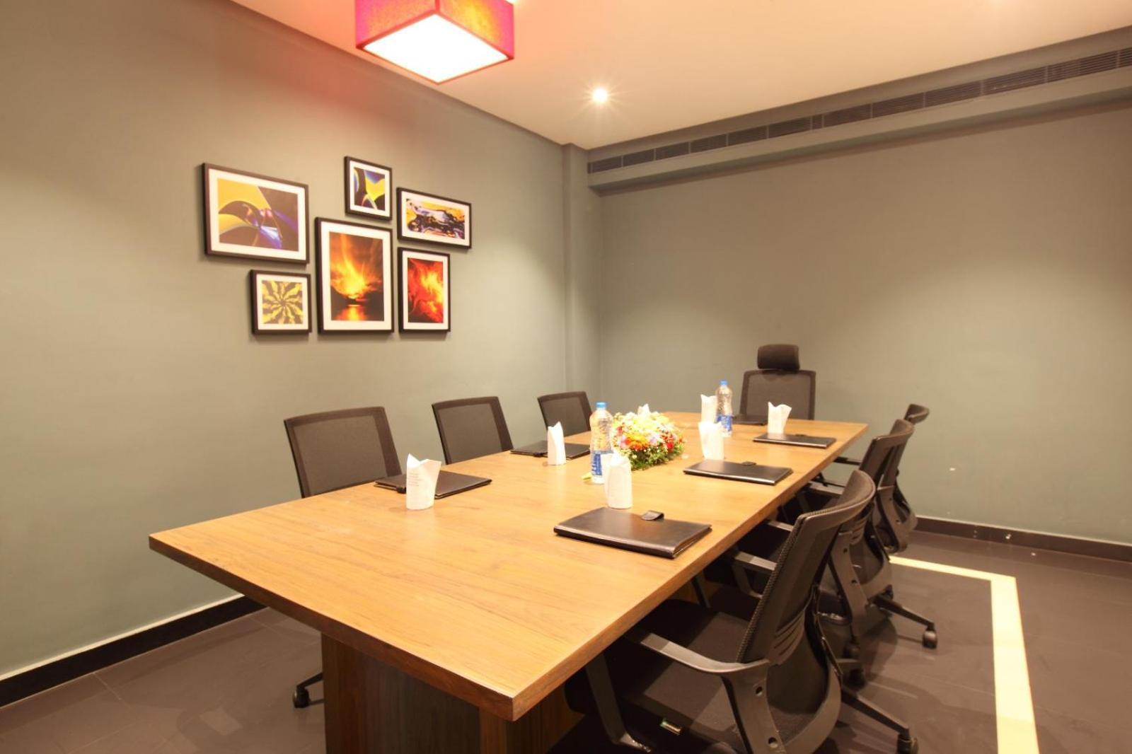 National Park Residency Kottayam Hotel Ettumanoor Ngoại thất bức ảnh